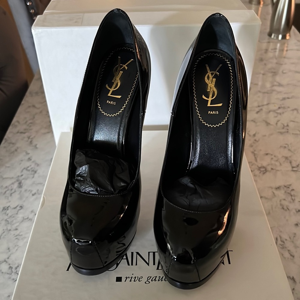 YSL Tribtoo 105 pump